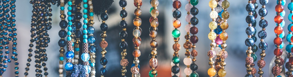 The Art of Accessorizing: Finding the Perfect Jewelry at Sultania Arts Emporium
