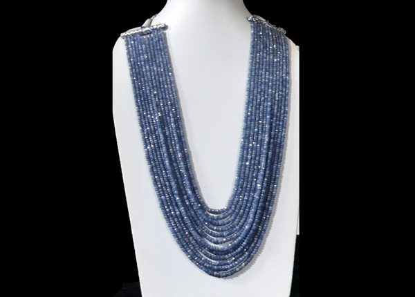 Picture of jewellery-004