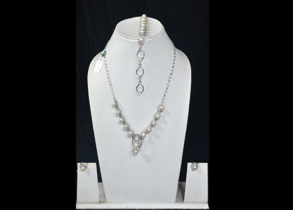Picture of jewellery-007