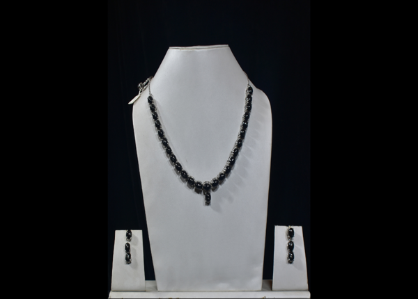 Picture of jewellery-008