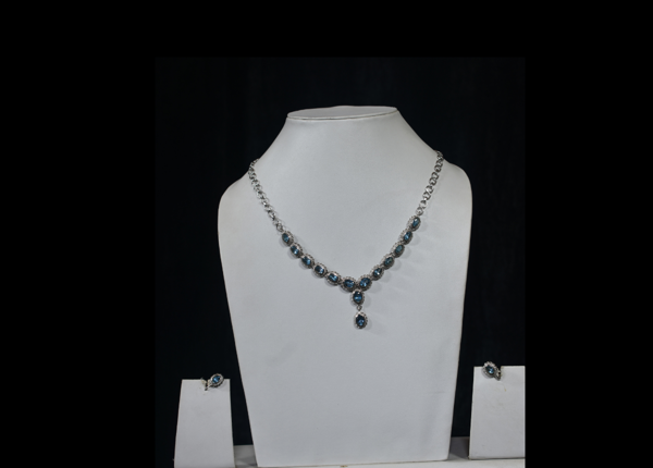 Picture of jewellery-013