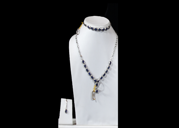 Picture of jewellery-016