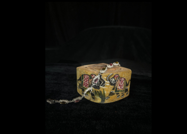 Picture of jewellery-017