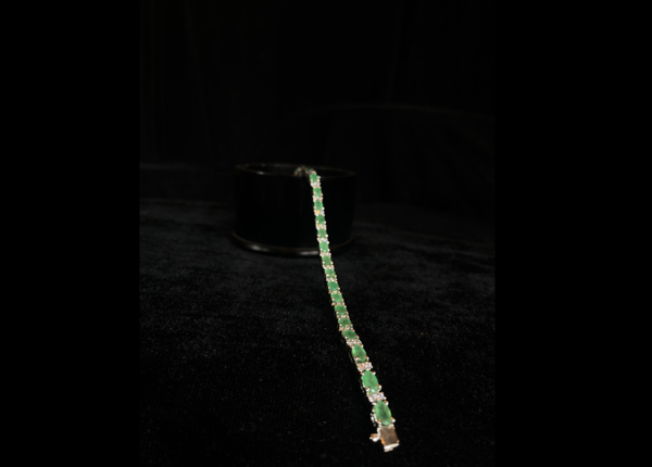 Picture of jewellery-019